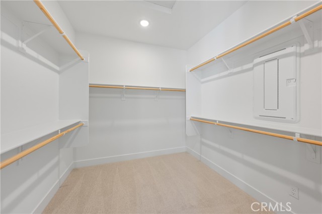 30105 Hillside Place, Castaic CA: https://media.crmls.org/medias/6e9d89a8-bbe5-4aae-ab81-2f72c78b6b6e.jpg