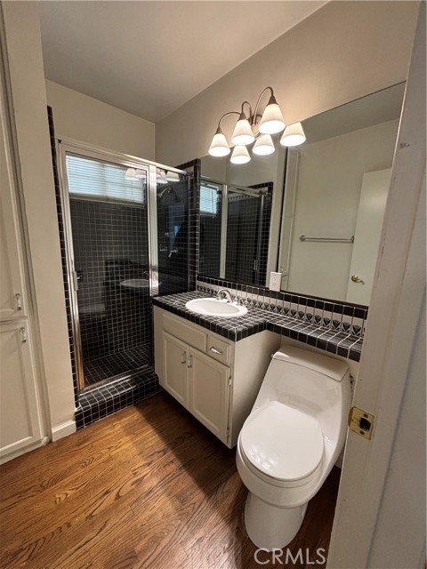 Detail Gallery Image 21 of 47 For 23070 Leonora, Woodland Hills,  CA 91367 - 3 Beds | 4 Baths