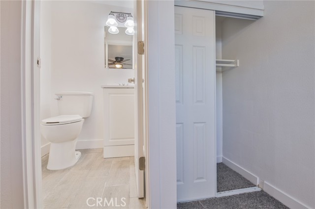 9218 Hooper Avenue, Los Angeles CA: https://media.crmls.org/medias/6e9ec2db-5140-46b7-973d-b123eb0cb6b0.jpg