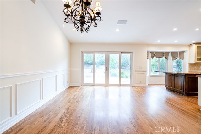 Detail Gallery Image 17 of 42 For 18337 Chatham Ln, Porter Ranch,  CA 91326 - 4 Beds | 2/1 Baths