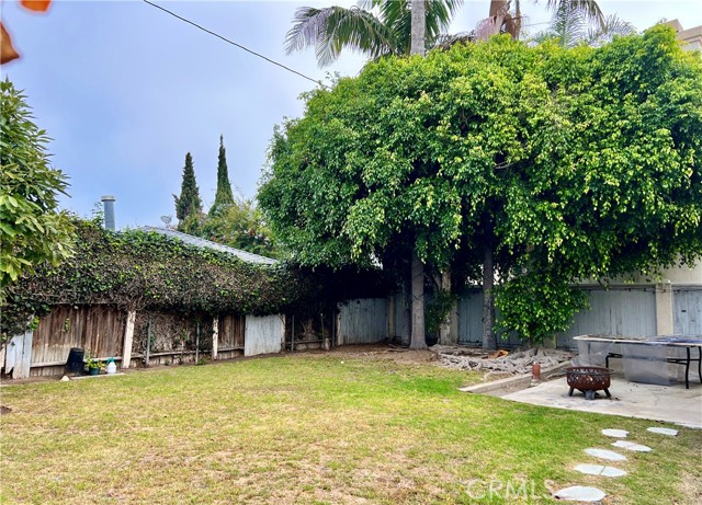 Detail Gallery Image 32 of 33 For 2121 Curtis Ave, Redondo Beach,  CA 90278 - 4 Beds | 2/1 Baths