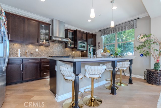 Image 33 of 75 For 30 Vivido St