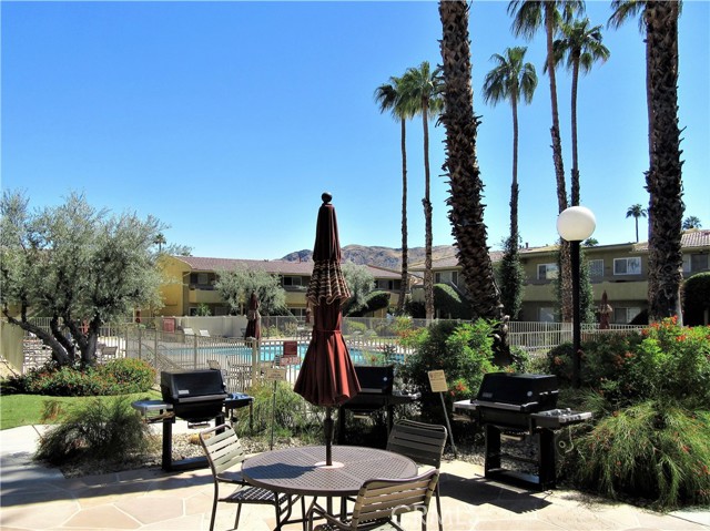 Detail Gallery Image 15 of 24 For 1950 S Palm Canyon Dr #126,  Palm Springs,  CA 92264 - 1 Beds | 1 Baths