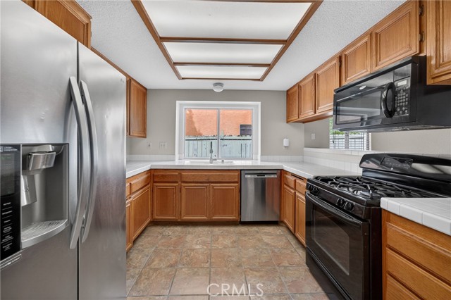 Detail Gallery Image 7 of 48 For 33130 Trabuco Dr, Lake Elsinore,  CA 92530 - 3 Beds | 2 Baths