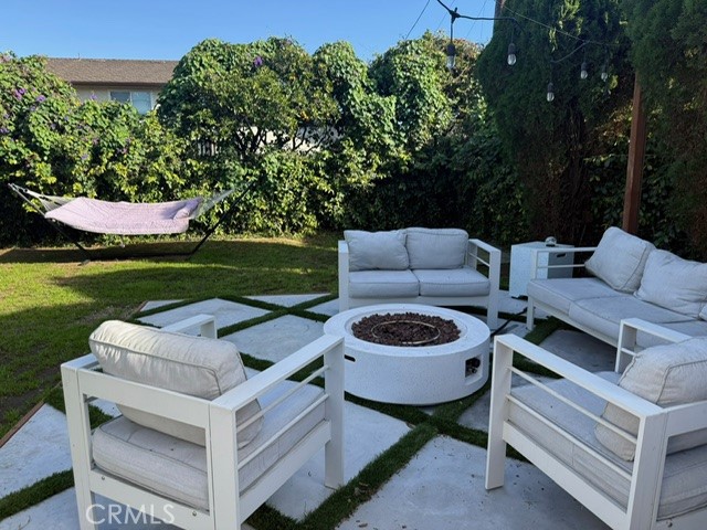 Detail Gallery Image 13 of 17 For 8218 Handley Ave, Los Angeles,  CA 90045 - 3 Beds | 2 Baths