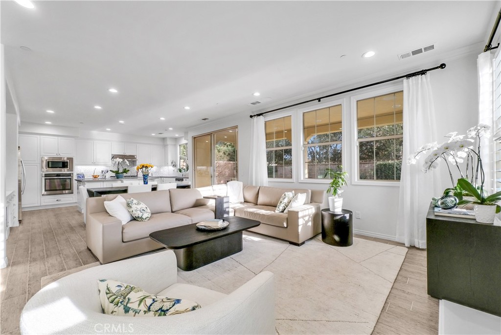 6ea26e90 7703 443d B61c Db7ed4e2ac4f