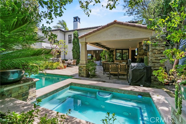 Detail Gallery Image 43 of 54 For 23 Boardwalk, Newport Beach,  CA 92660 - 6 Beds | 4/2 Baths