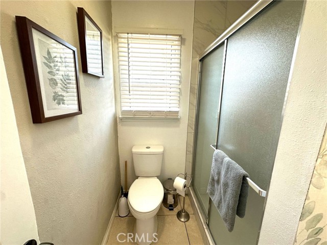 Image 25 of 47 For 9719 Belmont Street