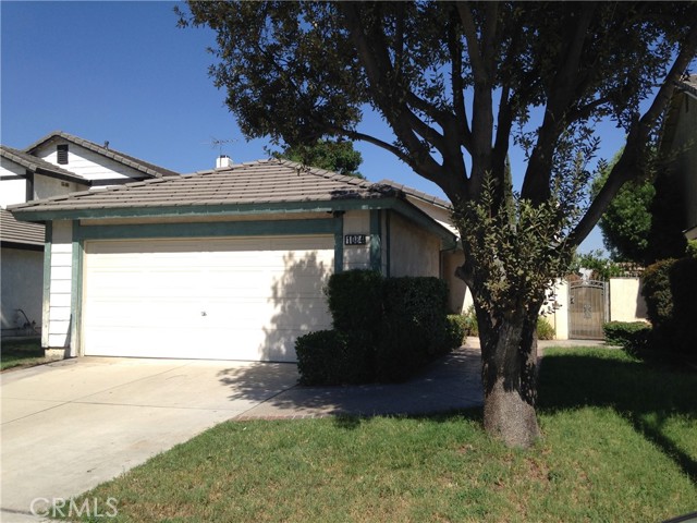 Detail Gallery Image 1 of 8 For 1084 Jacaranda Rd, Colton,  CA 92324 - 2 Beds | 2 Baths