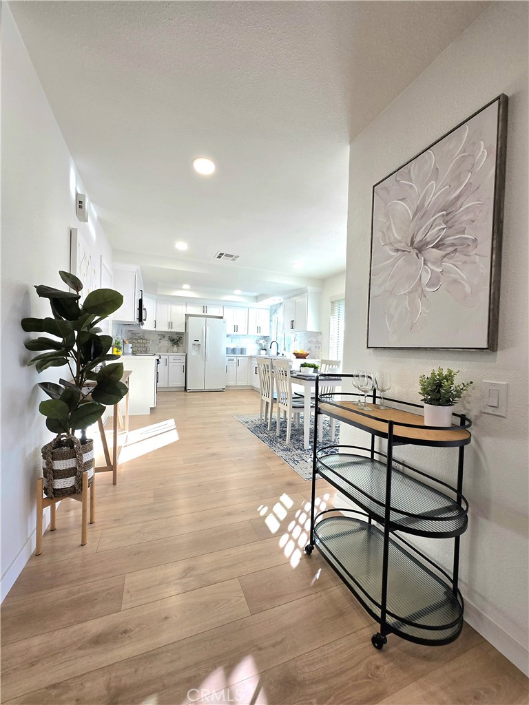 MLS #IV25271190 image #11