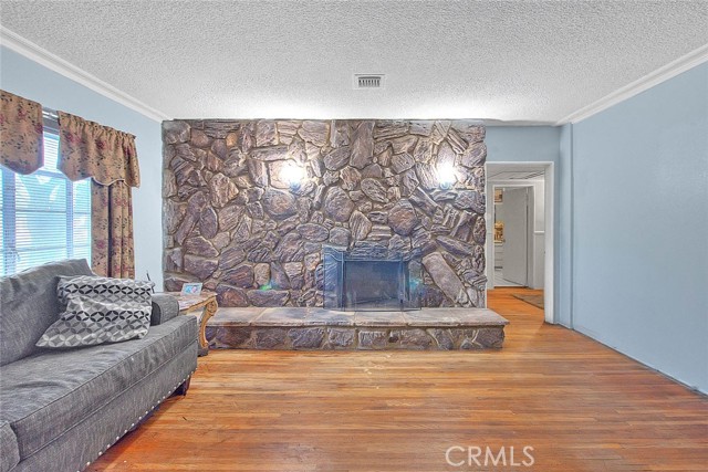 Detail Gallery Image 10 of 48 For 18087 San Bernardino, Bloomington,  CA 92316 - 3 Beds | 1/1 Baths