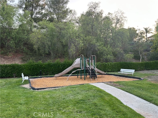 26702 Linnet Court, Canyon Country CA: https://media.crmls.org/medias/6ea56184-c0b3-407b-bd51-e554261975a7.jpg