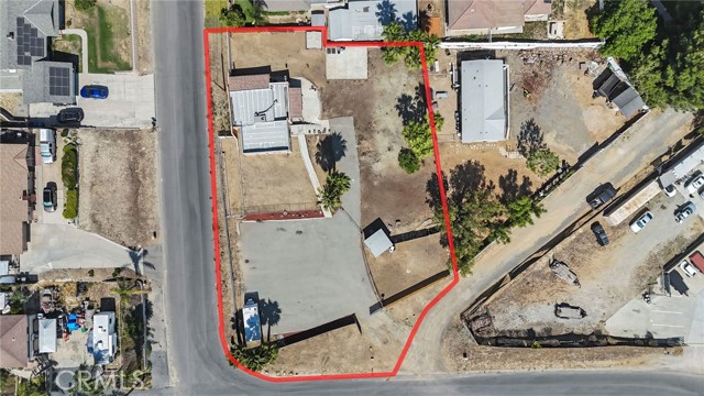 8035 Santa Rita Street, Corona CA: https://media.crmls.org/medias/6ea59224-82f2-4421-8036-cad938e6a2db.jpg