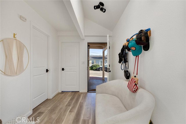 Detail Gallery Image 4 of 28 For 328 Esparto, Pismo Beach,  CA 93449 - 3 Beds | 2/1 Baths