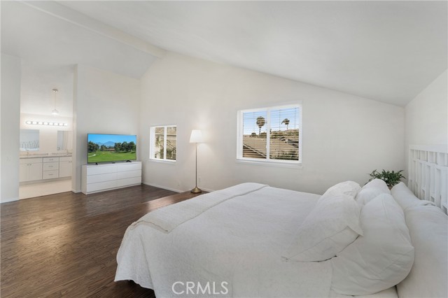 Detail Gallery Image 16 of 28 For 33342 Cove Island Pl, Dana Point,  CA 92629 - 4 Beds | 2/1 Baths