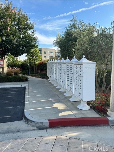 2709 Daybreak Lane, Pomona CA: https://media.crmls.org/medias/6ea76e52-2d1f-4769-ab7c-2bc8b4dc0cbe.jpg