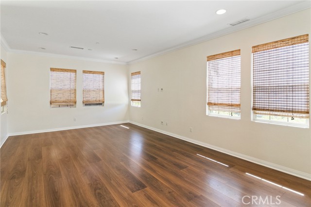 Detail Gallery Image 6 of 28 For 142 Yellow, Irvine,  CA 92618 - 4 Beds | 3 Baths