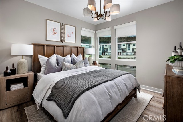 Detail Gallery Image 8 of 10 For 2734 Everly Ct, San Diego,  CA 92108 - 3 Beds | 2/1 Baths