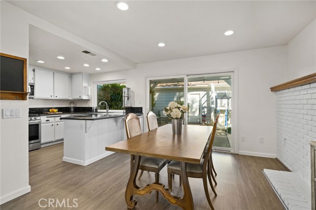 Detail Gallery Image 9 of 47 For 1693 N Mountain #D,  Upland,  CA 91784 - 3 Beds | 2/1 Baths