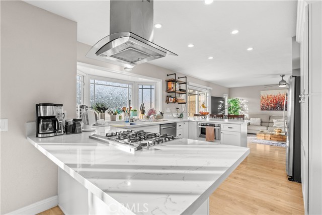 Detail Gallery Image 5 of 22 For 21741 Jornada, Mission Viejo,  CA 92692 - 4 Beds | 2/1 Baths