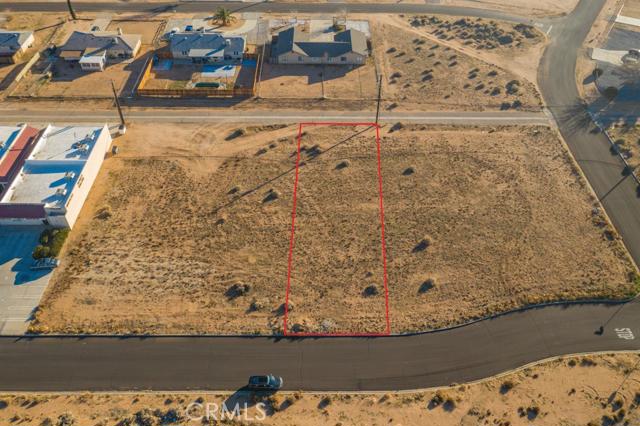 706 Outer Hwy 18 S, Apple Valley CA: https://media.crmls.org/medias/6eab3f66-5479-49c8-89bf-df91410444b7.jpg