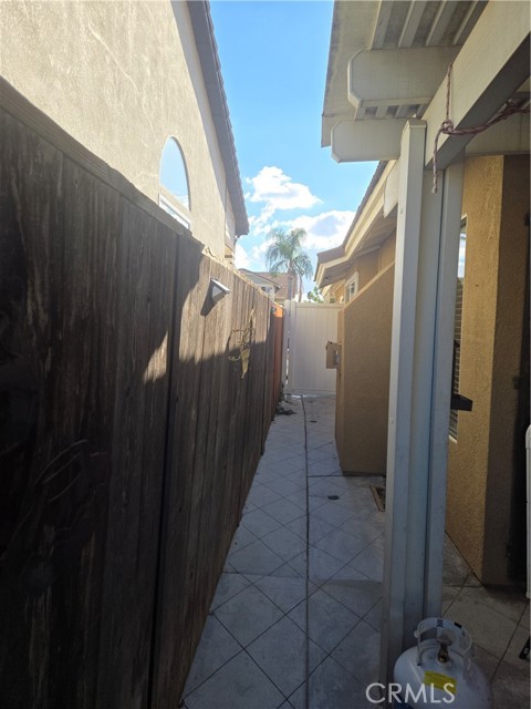 Detail Gallery Image 8 of 38 For 560 Coudures Way, Perris,  CA 92571 - 3 Beds | 2 Baths