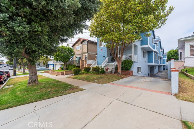 Detail Gallery Image 3 of 43 For 622 N Guadalupe Ave #B,  Redondo Beach,  CA 90277 - 3 Beds | 2/1 Baths