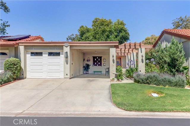 3205 Via Buena, Laguna Woods CA: https://media.crmls.org/medias/6eae8ebc-e4ad-4cfe-bd69-8f81197ed162.jpg