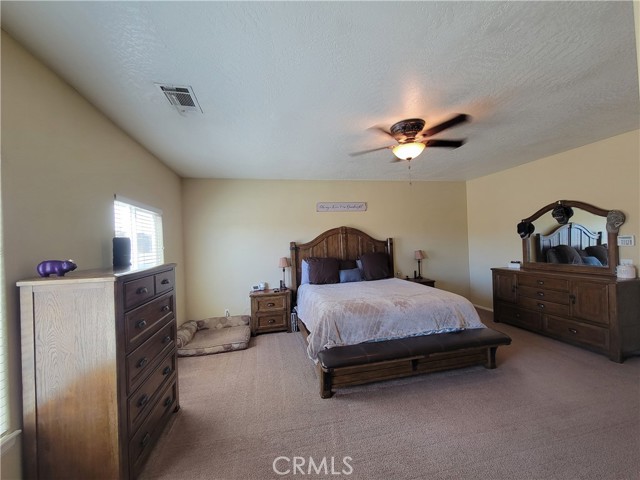 7022 Rio Vista, Hesperia CA: https://media.crmls.org/medias/6eaeb721-5232-4e85-9d1a-99d9a6b9c76a.jpg