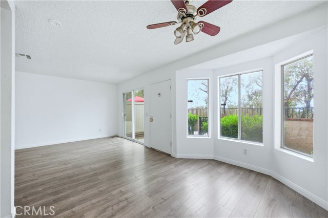 Detail Gallery Image 8 of 38 For 1539 Elkwood Dr, West Covina,  CA 91791 - 3 Beds | 2/1 Baths