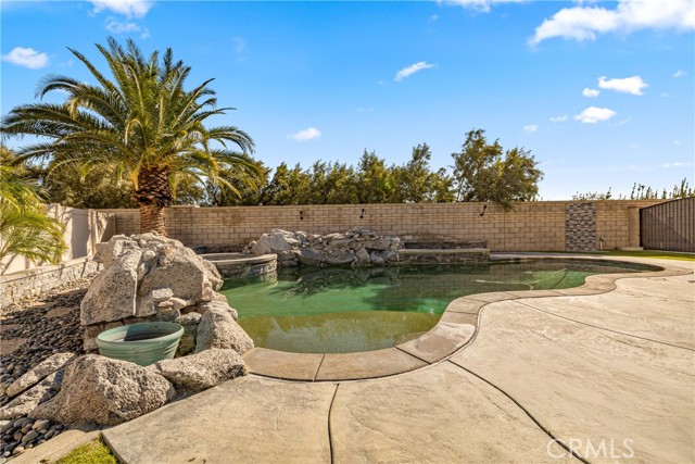 Detail Gallery Image 25 of 39 For 5052 Clematis Ct, Jurupa Valley,  CA 91752 - 5 Beds | 3/1 Baths
