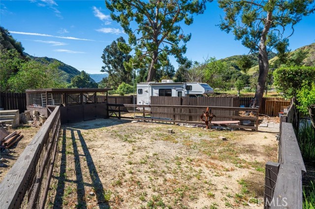 Detail Gallery Image 35 of 56 For 28838 Lincoln, Castaic,  CA 91384 - 3 Beds | 3 Baths