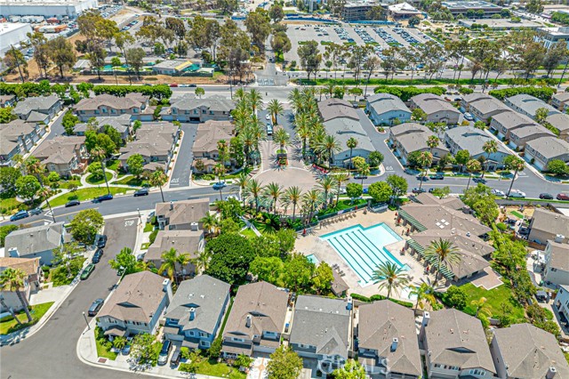955 Blackberry Lane, Carson CA: https://media.crmls.org/medias/6eb03bb5-cbb9-440d-b5ac-75c0f230b24f.jpg