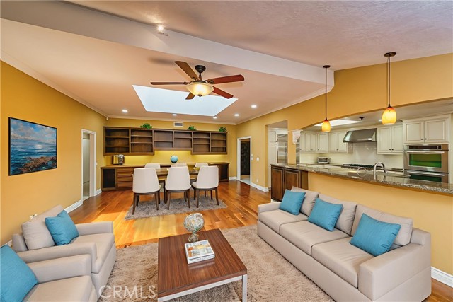 Detail Gallery Image 9 of 49 For 671 W Napa Ct, Claremont,  CA 91711 - 4 Beds | 2/1 Baths