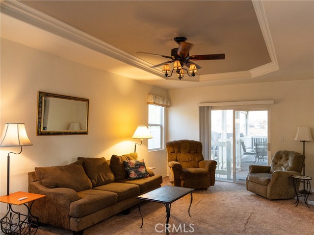 15455 Glenoaks Boulevard, 69 photo 4