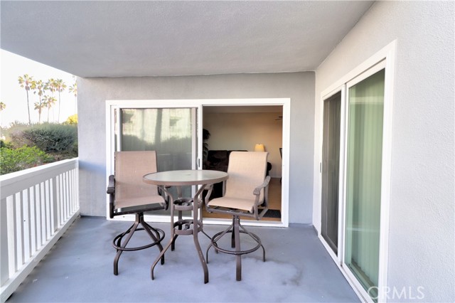 650 The Village, Redondo Beach, California 90277, 1 Bedroom Bedrooms, ,1 BathroomBathrooms,Residential,Sold,The Village,SB21266938