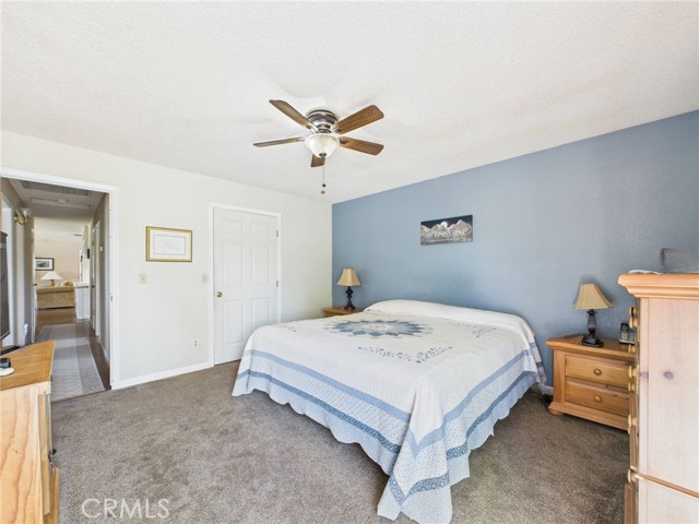40170 Hillsborough Loop, Oakhurst CA: https://media.crmls.org/medias/6eb2f48b-9350-452b-9ba4-b8c40b581de8.jpg
