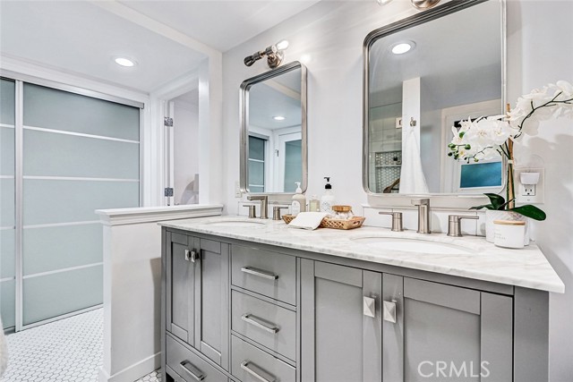 1500 2nd Street, Manhattan Beach, California 90266, 4 Bedrooms Bedrooms, ,2 BathroomsBathrooms,Residential,For Sale,2nd,SB25238786