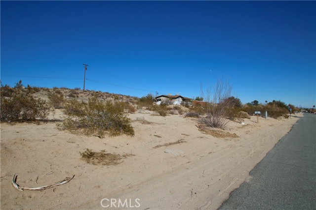 Detail Gallery Image 9 of 15 For 1 Sunny Slope Dr, Twentynine Palms,  CA 92277 - – Beds | – Baths