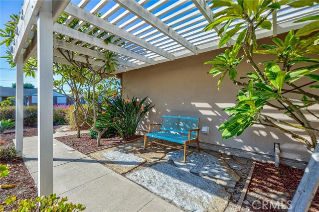 Detail Gallery Image 3 of 43 For 6171 Kiser, Huntington Beach,  CA 92647 - 3 Beds | 2 Baths