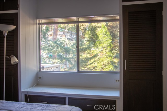 31583 Circle View Drive, Running Springs CA: https://media.crmls.org/medias/6eb3a87f-9781-4969-b4d3-ef790911640c.jpg