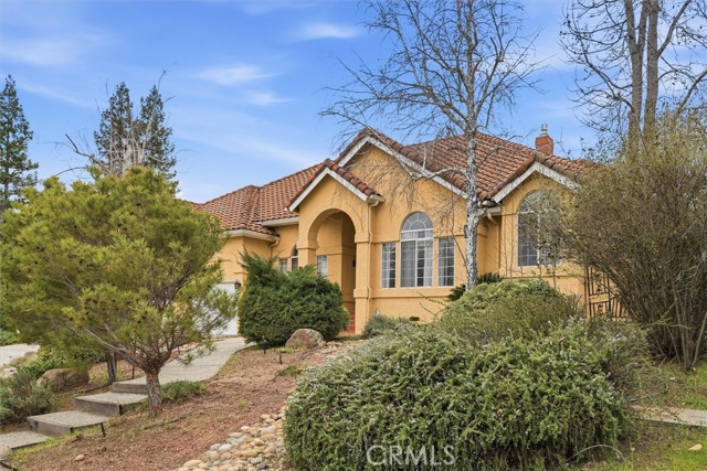 Detail Gallery Image 2 of 52 For 40484 Goldside Dr, Oakhurst,  CA 93644 - 4 Beds | 3 Baths