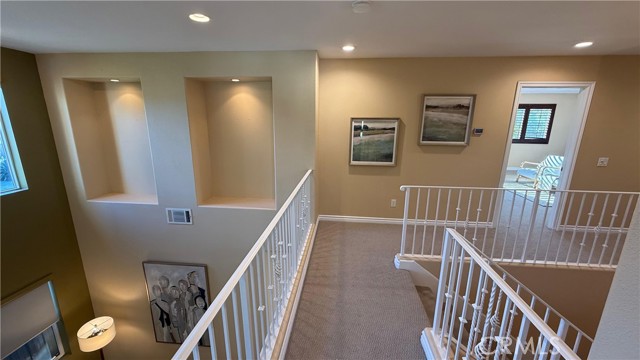 Detail Gallery Image 5 of 17 For 8501 Browns Creek, Canoga Park,  CA 91304 - 5 Beds | 3 Baths