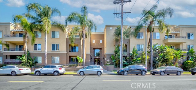 4568 W 1st Street, Los Angeles CA: https://media.crmls.org/medias/6eb58609-a9fe-4f9b-9981-2ccdabbfb533.jpg