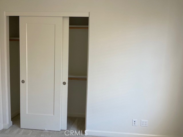 https://media.crmls.org/medias/6eb5c1ea-4e93-4c81-bbad-536bc730767b.jpg?preset=X-Large