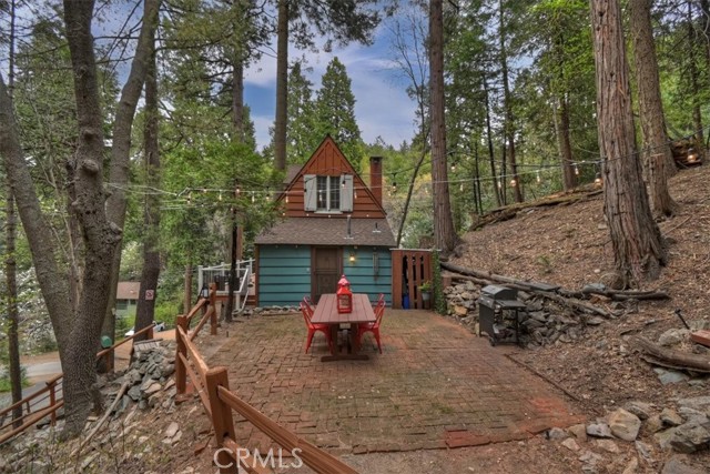 Detail Gallery Image 5 of 39 For 770 Cottage Grove, Lake Arrowhead,  CA 92352 - 3 Beds | 2 Baths