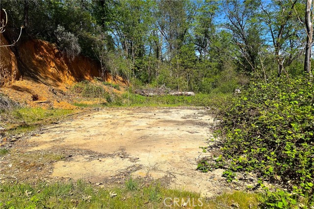 Detail Gallery Image 2 of 29 For 21138 Big Oak Ln, Lakehead,  CA 96051 - – Beds | – Baths