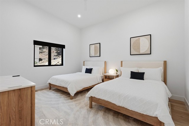 Image 32 of 62 For 7175 Yosemite Park