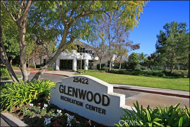 12 Stoneglen, Aliso Viejo CA: https://media.crmls.org/medias/6eb97963-fe07-4303-a3bd-3ff12900118d.jpg