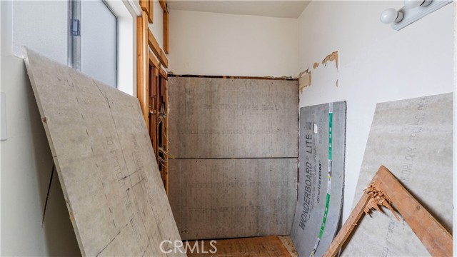 4095 Albatross Street, San Diego CA: https://media.crmls.org/medias/6ebac806-1ec4-4d1f-a6b6-de8d69e26deb.jpg
